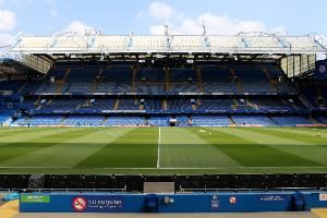 跟队记者：受风暴影响，利物浦球迷前往斯坦福桥遇阻